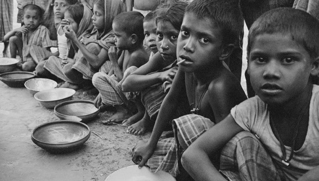 pobreza de hambre bilaketarekin bat datozen irudiak"