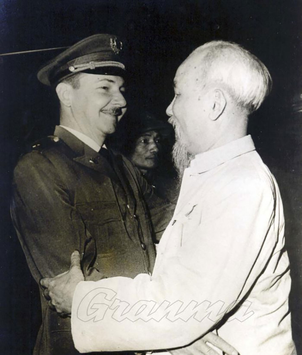 Raúl Castro y Ho Chi Minh