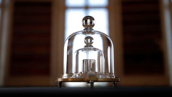 imagen-activa_p Réplica del Prototipo Internacional de Kilogramo