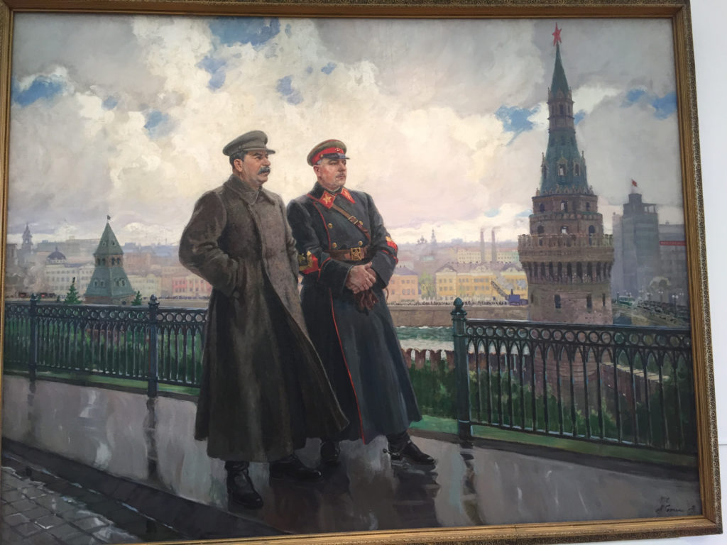 Las obras de arte del realismo soviético sirven ahora para los