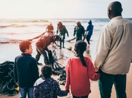 La UE apoya económicamente al dictador tunecino en la lucha contra los inmigrantes