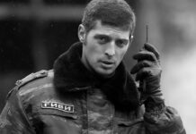 Honraron en Donetsk la memoria del líder del batallón «Somalí» Mikhail Tolstykh “Givi”