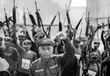 FILIPINAS. Al menos 100 guerrilleros comunistas se enfrentaron al ejército y derriban un caza