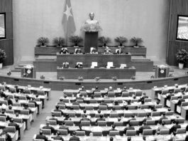 Parlamento de Vietnam evalúa cinco proyectos de ley