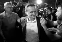 “No aceptamos lecciones de quienes matan niños”, le dice el alcalde de Atenas al embajador israelí