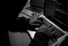 Expulsan de Nigeria a extranjeros acusados por fraude en Internet