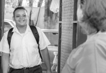 Bukele prohíbe este corte de pelo en las escuelas de El Salvador por razones de seguridad