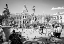 Bolivia tiene 11 millones 365 mil 333 habitantes, según censo