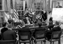 Trump mantiene una conversación «acalorada» con líderes de la UE