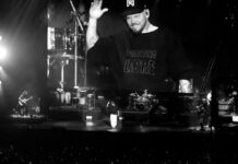 Residente pide la libertad de Palestina desde el Zócalo de México