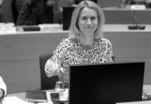 «Críticamente ignorante»: Zajárova ridiculiza los estereotipos de Kallas sobre China y Rusia