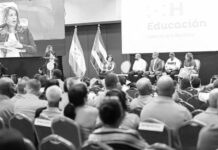 Con la ayuda de Cuba, Honduras es declarado territorio libre de analfabetismo