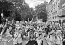 Miles de Antifascistas se movilizan en Londres contra una algarada de la extrema derecha supremacista britanica