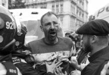 Ministra del Interior británica advierte a los manifestantes en Londres