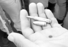 Denuncian muerte de manifestante por impacto de bala en Ecuador