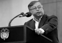 Petro califica como asesinato el ataque a una lancha por EE.UU.