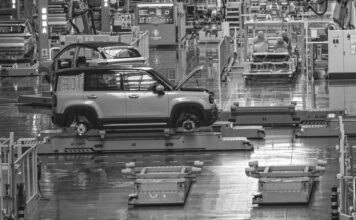 «Es la cosa más humillante»: Empresarios occidentales vuelven aterrorizados tras visitar avanzadas fábricas chinas