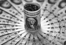 Un país de los BRICS convertirá su deuda en dólares a yuanes