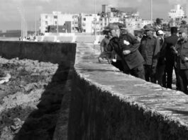 Cubanos rindieron tributo a legendario comandante Camilo Cienfuegos