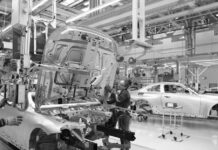 La crisis y el declive del sector automotriz alemán parecen no tener fin: ¿qué hay detrás?