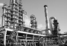 Siguen los atentados contra las instalaciones europeas que procesan el petróleo ruso