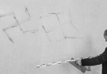 Esvásticas de sangre por todas partes: así amanece una ciudad alemana