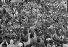 Presidente Maduro acompaña marcha de la juventud comunera en Caracas