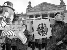 Europa carece de poderío militar para desafiar a Rusia, asegura exoficial de inteligencia de EEUU