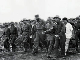 El Sol nunca se pone para la bandera de la Revolución