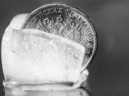 Zajárova comenta la decisión de la UE de congelar indefinidamente los activos rusos