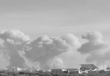 Arabia Saudí ataca el puerto yemení de Mukalla por un envío no autorizado de armas