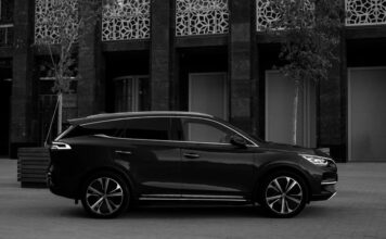 La empresa china BYD destrona a la estadounidense Tesla