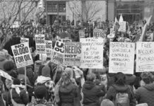 En las afueras de corte de Nueva York respaldo a Nicolás Maduro