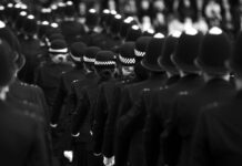 La Policía de Londres contrató a un violador infantil para aumentar la diversidad