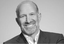 El secretario de Comercio de EE. UU. admitió haber visitado la isla privada de Epstein