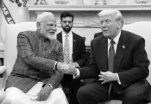 Los diputados indios se manifestaron en protesta por el acuerdo con EE. UU.