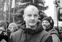 «Perro ladrador»: neonazi condecorado por Zelenski amenaza con invadir un país de la UE