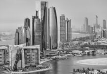 Reportan una fuerte explosión en Abu Dabi, capital de Emiratos Árabes Unidos