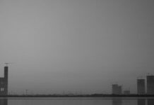 Irán lanza nueva ola de ataques con misiles y drones contra bases de EE.UU. en Oriente Medio