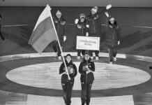 Atletas paralímpicos rusos entraron con su bandera a la ceremonia de inauguración de los Juegos de Invierno 2026