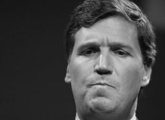 «Acelerará radicalmente la proliferación en todo el mundo»: Tucker Carlson sobre el efecto adverso de la agresión contra Irán