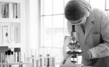 Rusia y China continuarán investigaciones conjuntas sobre nuevas terapias en oncología