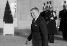 Robert Fico: «Si alguien dirige la UE aquí, es Zelenski»