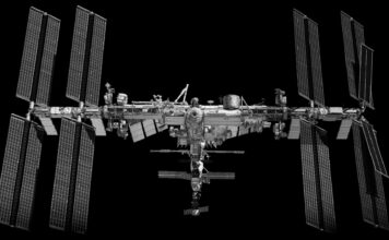 Rusos acoplarán manualmente nave de carga en estación espacial