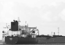 Reino Unido se suma a la piratería contra los mercantes rusos