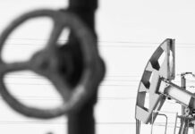 Kremlin: Moscú está considerando más suministros de petróleo para Cuba