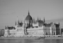 Reportan que Kiev envió 5 millones de euros por semana a la oposición en Hungría