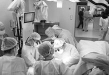 Más que una operación: el primer trasplante bilateral de manos en Rusia que desafió lo imposible