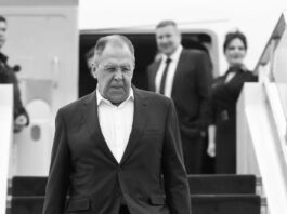 Lavrov llega a China en una visita oficia