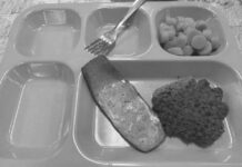 Militares de EE.UU. reclaman la mala calidad y pequeñas raciones de comida en los buques desplegados cerca de Irán